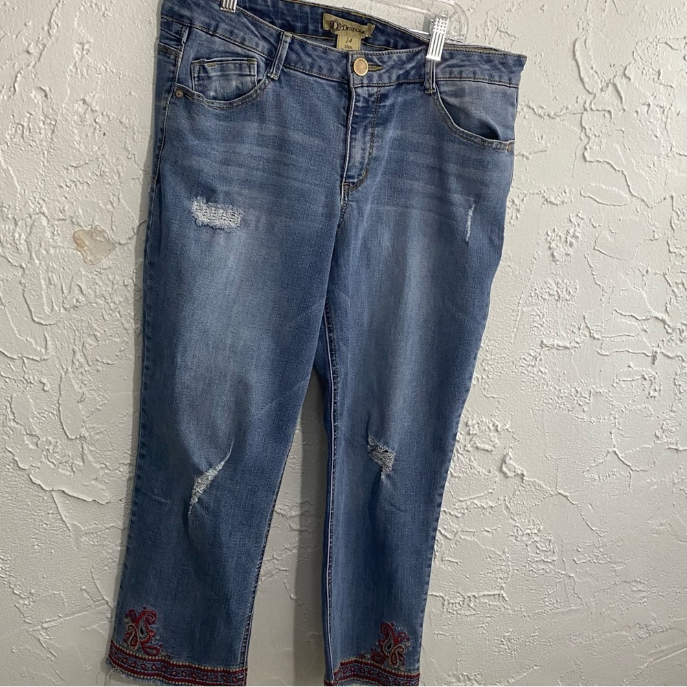 Democracy Slim Straight Jeans Flood Cropped Mid Rise Tapestry Women's size 14